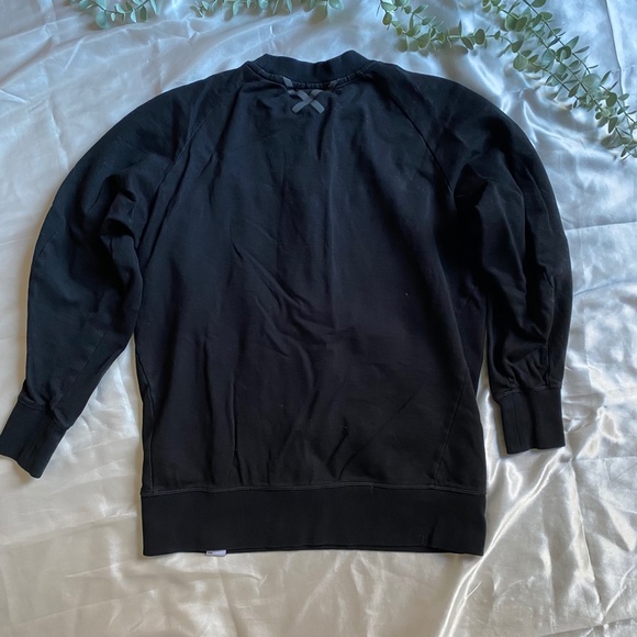 Adidas Crew Neck with Pockets Oversized - Picture 5 of 5